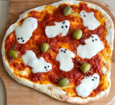 halloween pizza de fantasmas y arañas